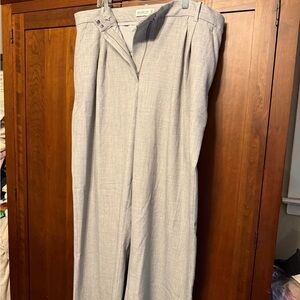 Abercrombie & Fitch Heather Gray Trousers